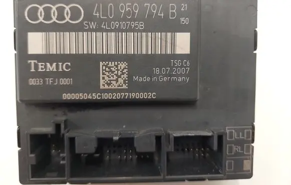 Audi Q7 4L Door control unit/module 4L0959794B