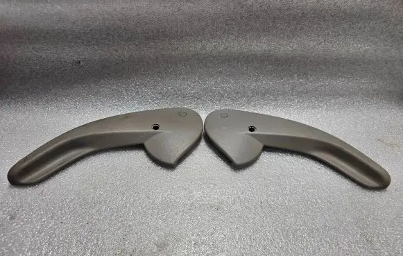 Volkswagen PASSAT B5.5 Seat adjustment handle 1j0882252