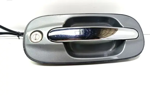 Hyundai Trajet Front door exterior handle 826603A01