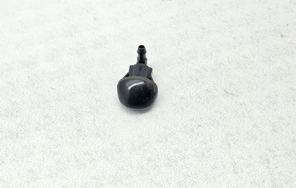 Toyota Avensis T270 Windshield washer spray nozzle 