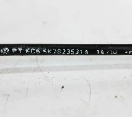 Volkswagen Golf VI Engine bonnet/hood lock release cable 5K2823531A