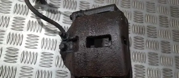 Nissan Almera Tino Front brake caliper