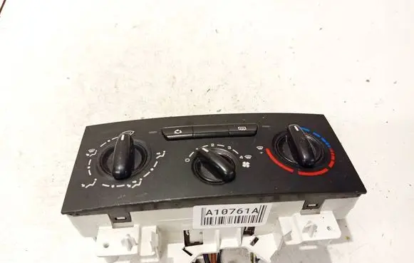 Peugeot Expert Climate control unit 170740100