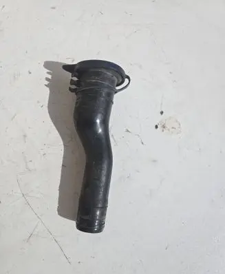 Volvo S70 V70 V70 XC Window washer liquid tank fill tube 9178737