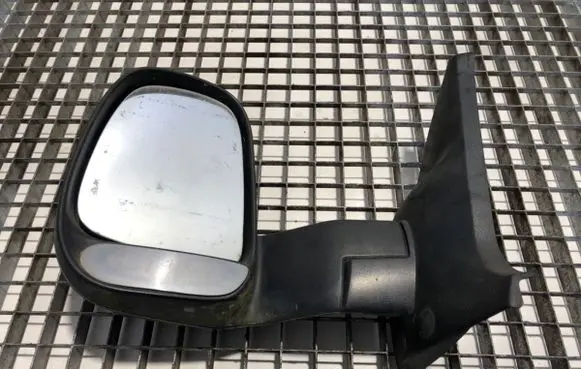 Front door electric wing mirror