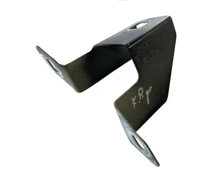 Porsche Cayenne (92A) Fender mounting bracket 7P5821161