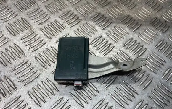 Lexus IS 220D-250-350 Door control unit/module 8974053060 2513003520