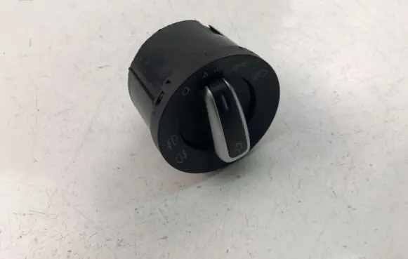 Volkswagen PASSAT B7 Light switch 3C8941431A