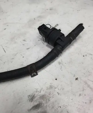 Ford Galaxy Fuel temperature sensor 038906081