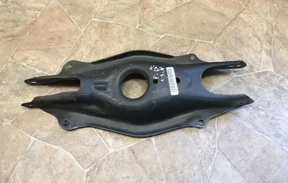 Mercedes-Benz C W205 Rear upper control arm/wishbone A2053521900