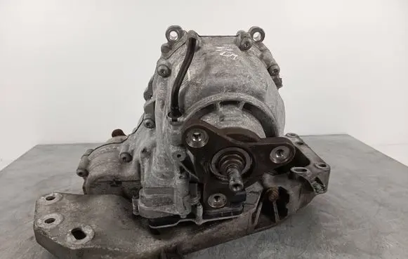 BMW X1 E84 Gearbox transfer box case 7643755 ATC35L 7643762