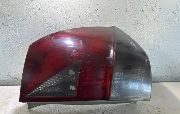 Honda FR-V Rear/tail lights