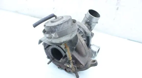 Toyota Corolla Verso AR10 Turbo 172010R020