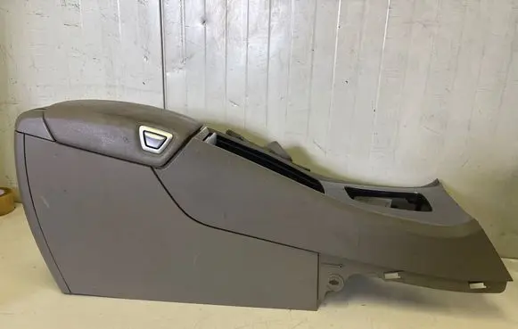 Volvo S60 Center console 30643625