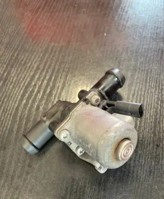 BMW 1 F20 F21 Electric auxiliary coolant/water pump 9254742