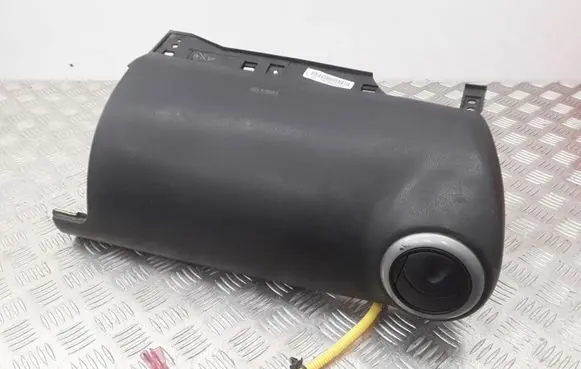 Nissan Note (E11) Passenger airbag HL00240885 RM06500 RM065002