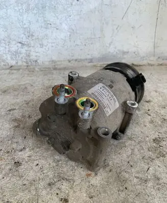 Volvo S60 Air conditioning (A/C) compressor (pump) 31332616
