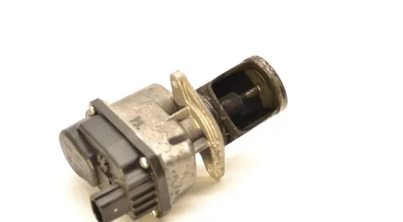 Audi A4 S4 B8 8K EGR valve 059131503T