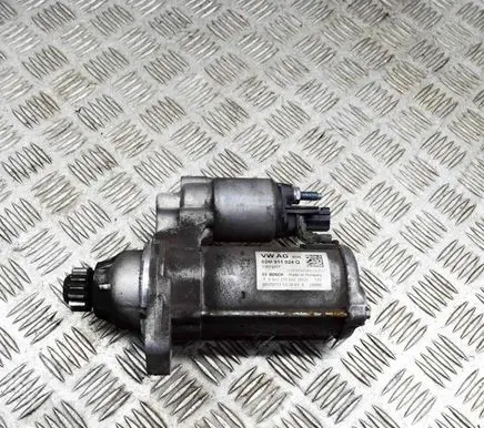 Volkswagen Golf VII Starter motor 0001179512 0001179513