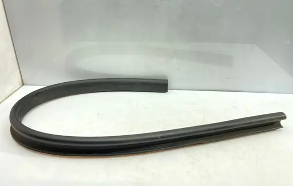 Audi Q5 SQ5 Engine compartment rubber 8R0823723A