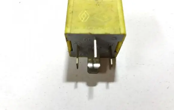 Renault Laguna II Other relay 7700844253