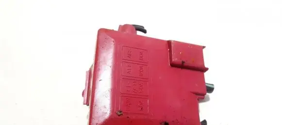 Toyota Yaris Verso Positive cable (battery)
