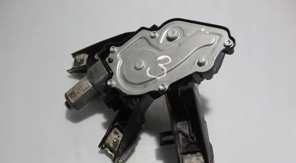 Citroen C4 Grand Picasso Rear window wiper motor 9677680580