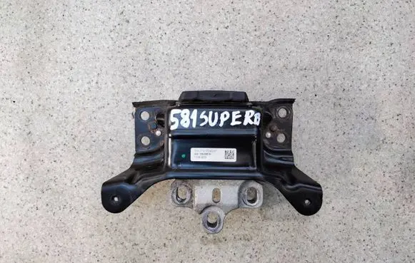 Skoda Superb B8 (3V) Engine mount bracket 3Q0199555H36 3Q0199555H