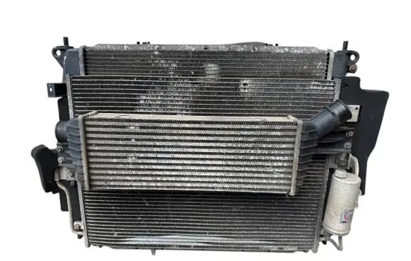 SsangYong Rodius Radiator set 213102120 2101021170