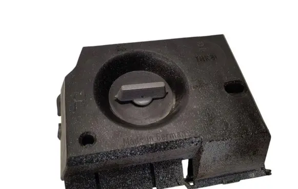 Audi A6 S6 C4 4A Tail light bulb cover holder B5831BL BL3158B