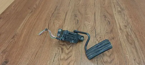 Renault Espace - Grand espace IV Accelerator throttle pedal 6PV00811918