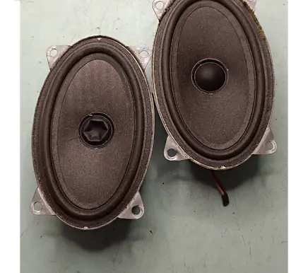 Iveco Daily 3rd gen Front door speaker 500336424 49104906500