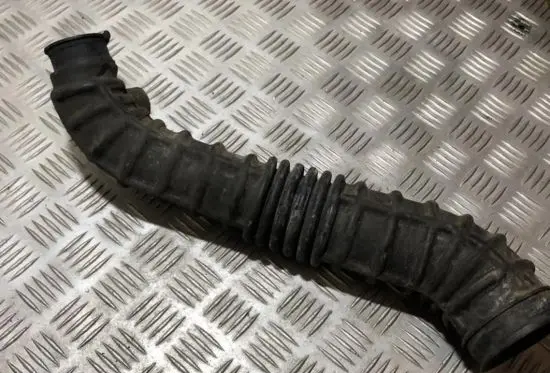 KIA Carens I Engine coolant pipe/hose