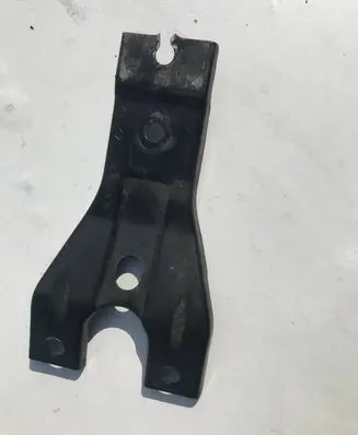 Volkswagen PASSAT B7 Radiator support slam panel bracket 3AA805569