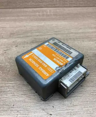 Audi A4 S4 B5 8D Airbag control unit/module 8A0959655C 0285001038 Used