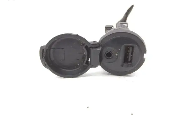 Citroen DS3 AUX in-socket connector 