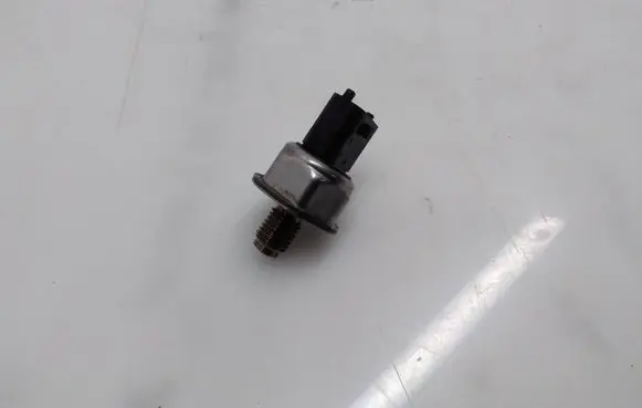Opel Mokka Fuel pressure sensor 4PP3 15248434906