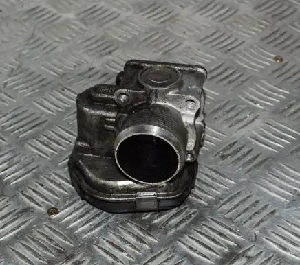 Peugeot 208 Throttle valve 9673534480