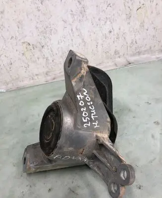 Hyundai Tucson IV NX4 Engine mount bracket 21810n7630