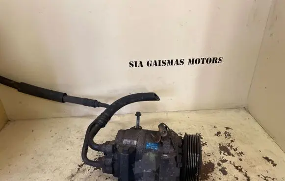 Volvo S60 Air conditioning (A/C) compressor (pump) 8708581