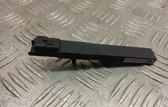 Opel Mokka X Keyless system antenna XD0287039