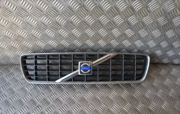 Volvo S60 Front bumper upper radiator grill 9190740 9151881