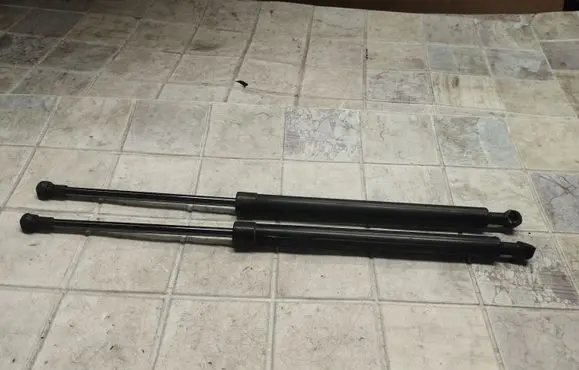 Mazda 6 Tailgate/trunk strut/damper