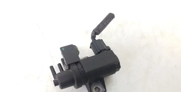 Toyota Avensis T250 Turbo solenoid valve 258190R011