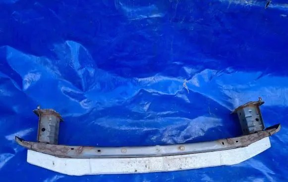Front bumper support beam