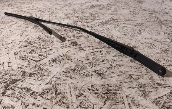 Audi A5 Front wiper blade arm 8W1955408