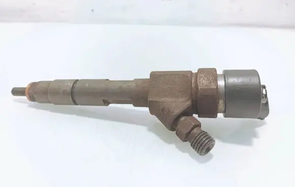 Renault Laguna II Fuel injector 7700111014 0445110021