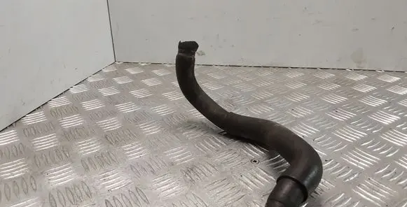 Toyota Prius (XW20) Engine coolant pipe/hose