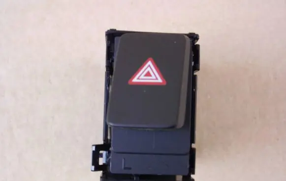 Lexus UX Hazard light switch 15F637 8433276040