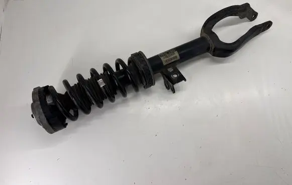 BMW 5 F10 F11 Front shock absorber with coil spring 6784014 31316784014 814904006764